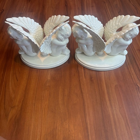 Other - Elegant Cream Angel Wing Bookends